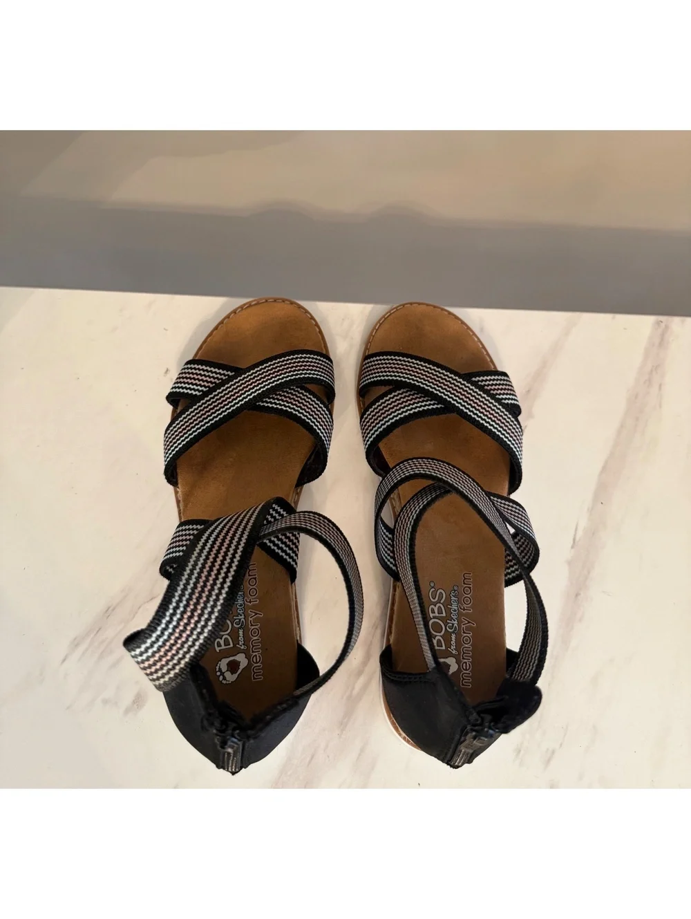 BOBS from Skechers Desert Kiss Candid Gal Wedge Sandals - Size 8 (Black/Multi)